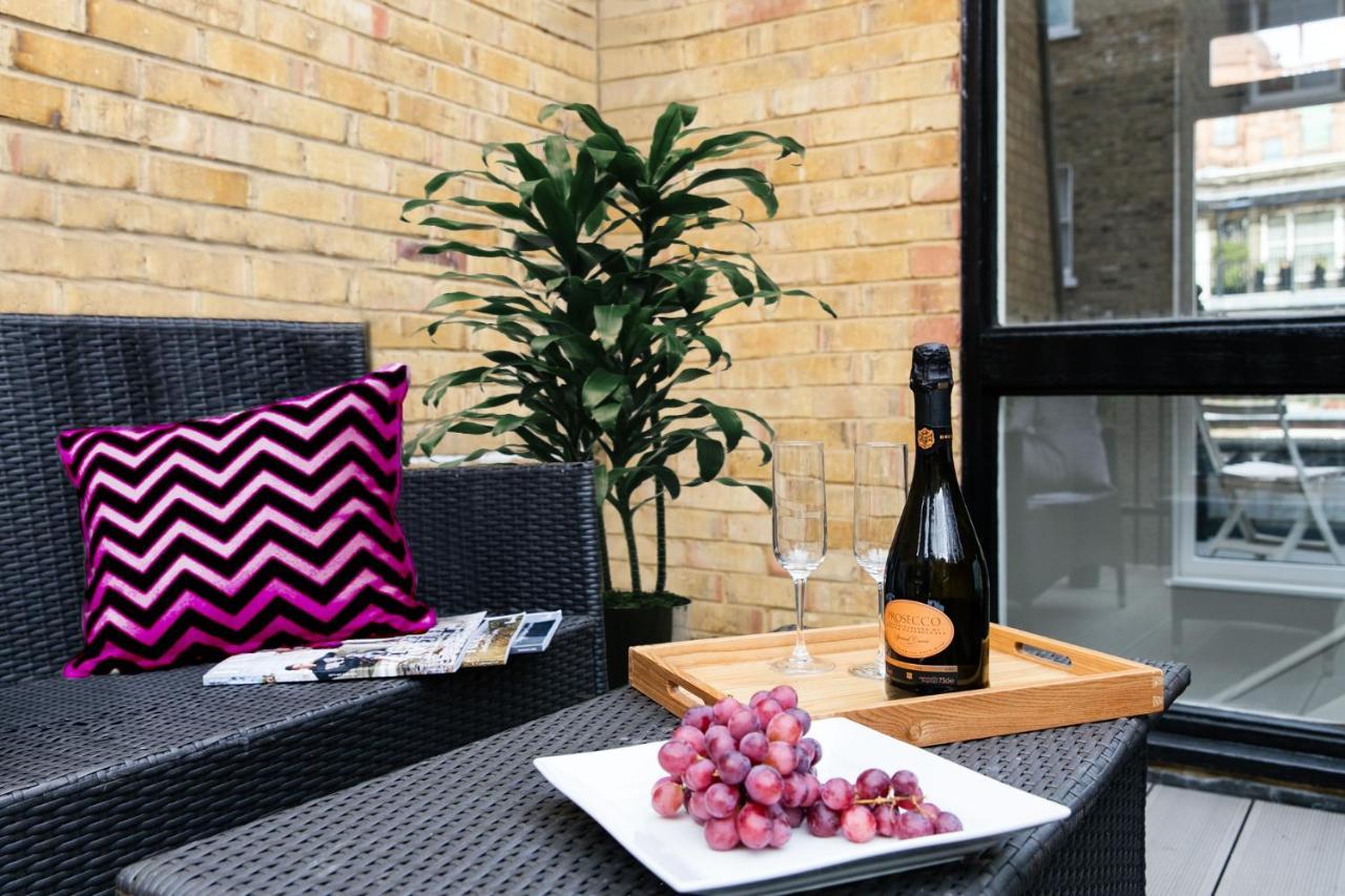 Explore The Most Exquisite West-End From A Harrods Family And Couple Home Лондон Экстерьер фото